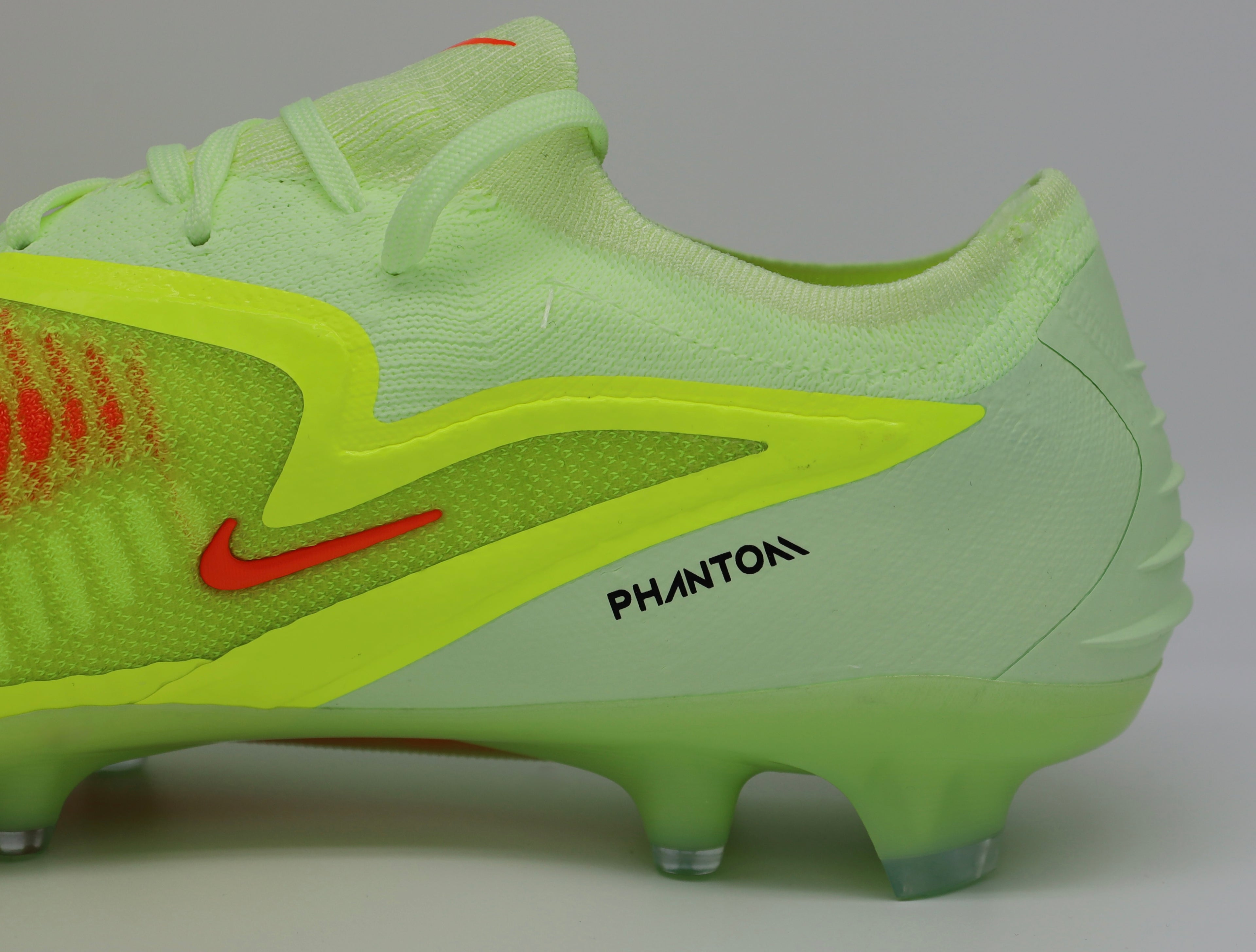 Nike Phantom 6 Elite Low FG “Mad Voltage”