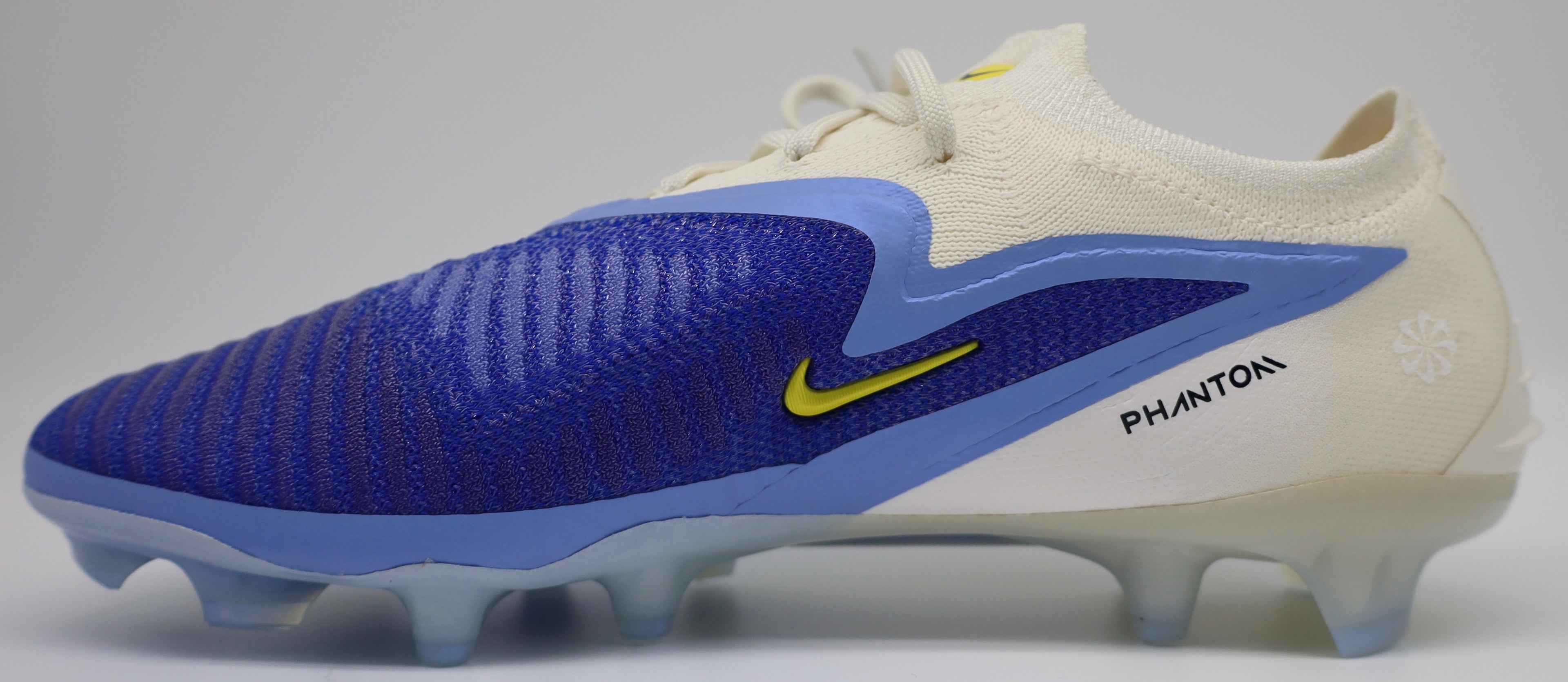 Nike Phantom 6 Low Elite FG “Fear Nothing” - US 8