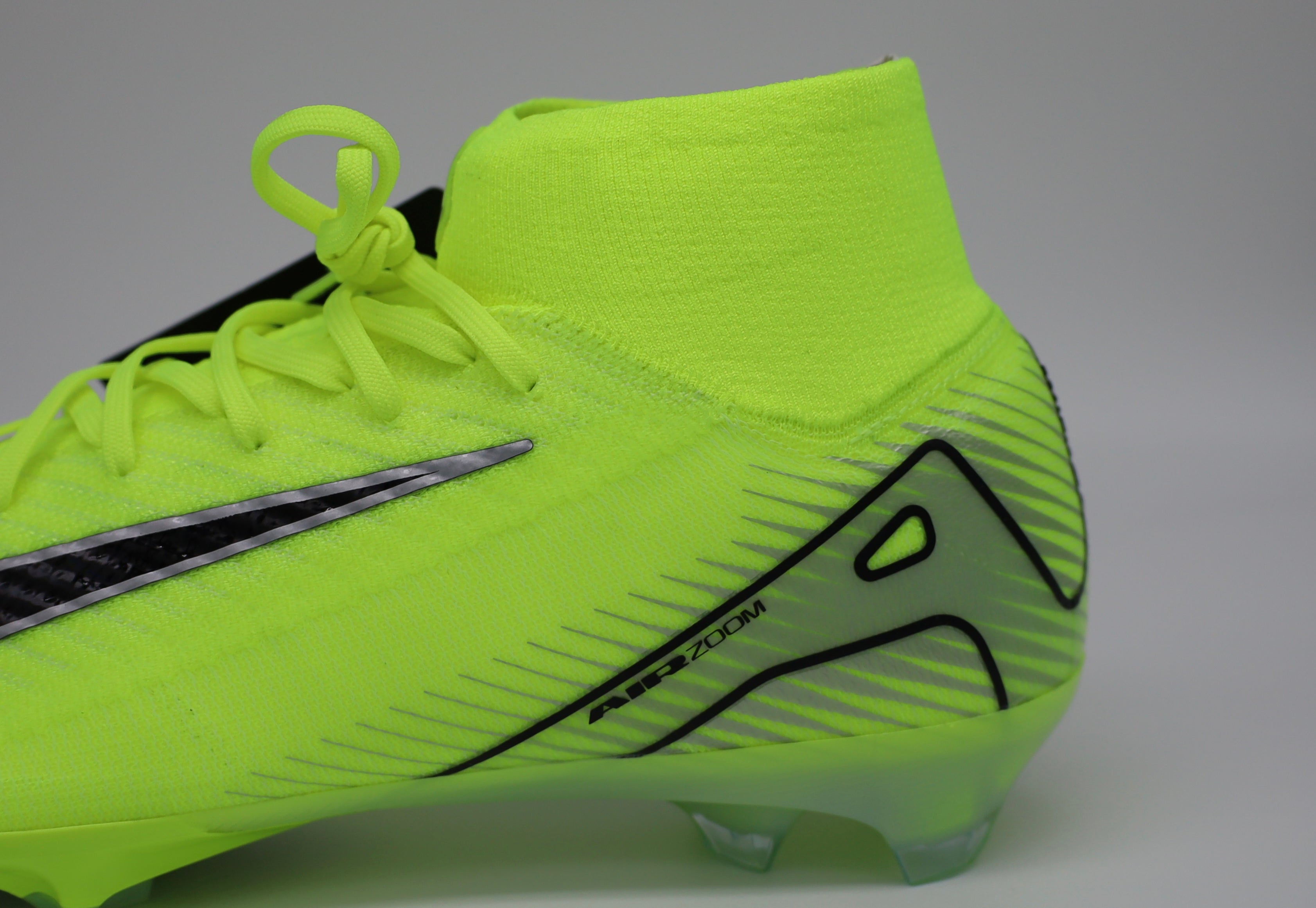 Nike Mercurial Superfly 10 Elite “ Mad Voltage” - US 10