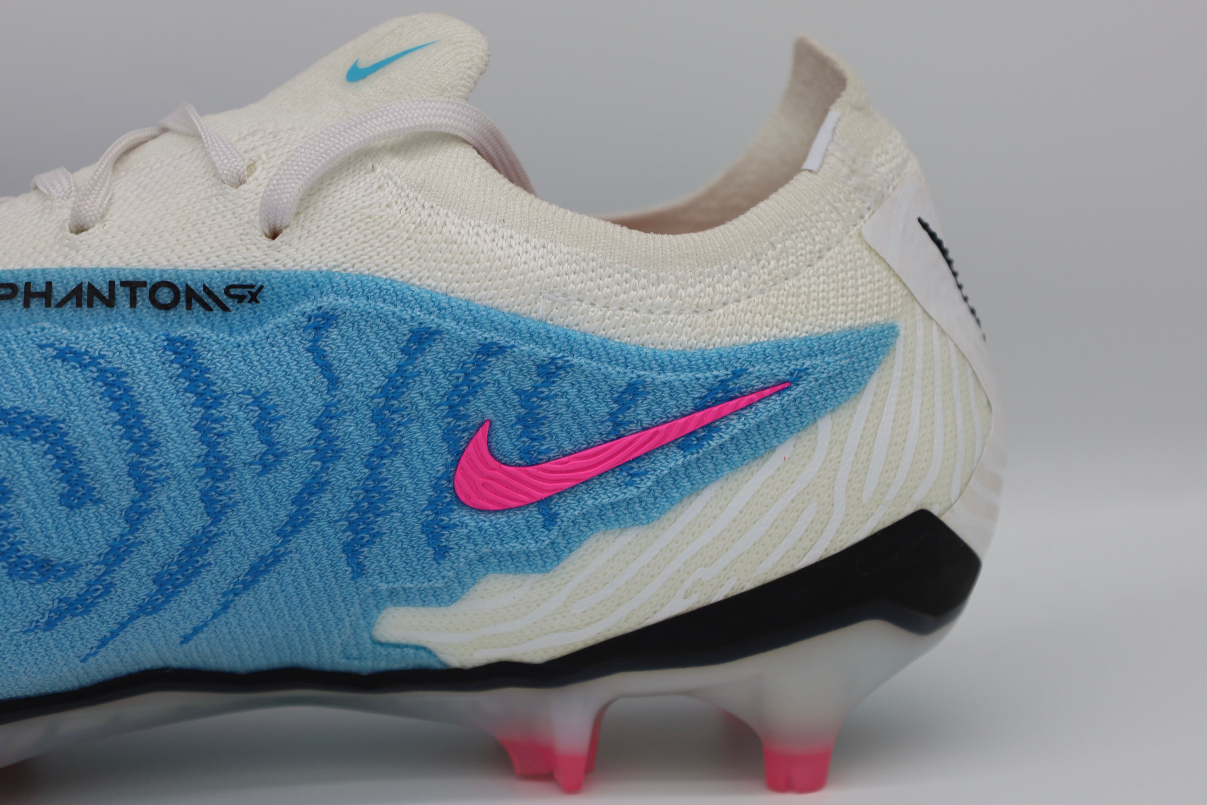 Nike Phantom GX Elite FG “Blast Pack”