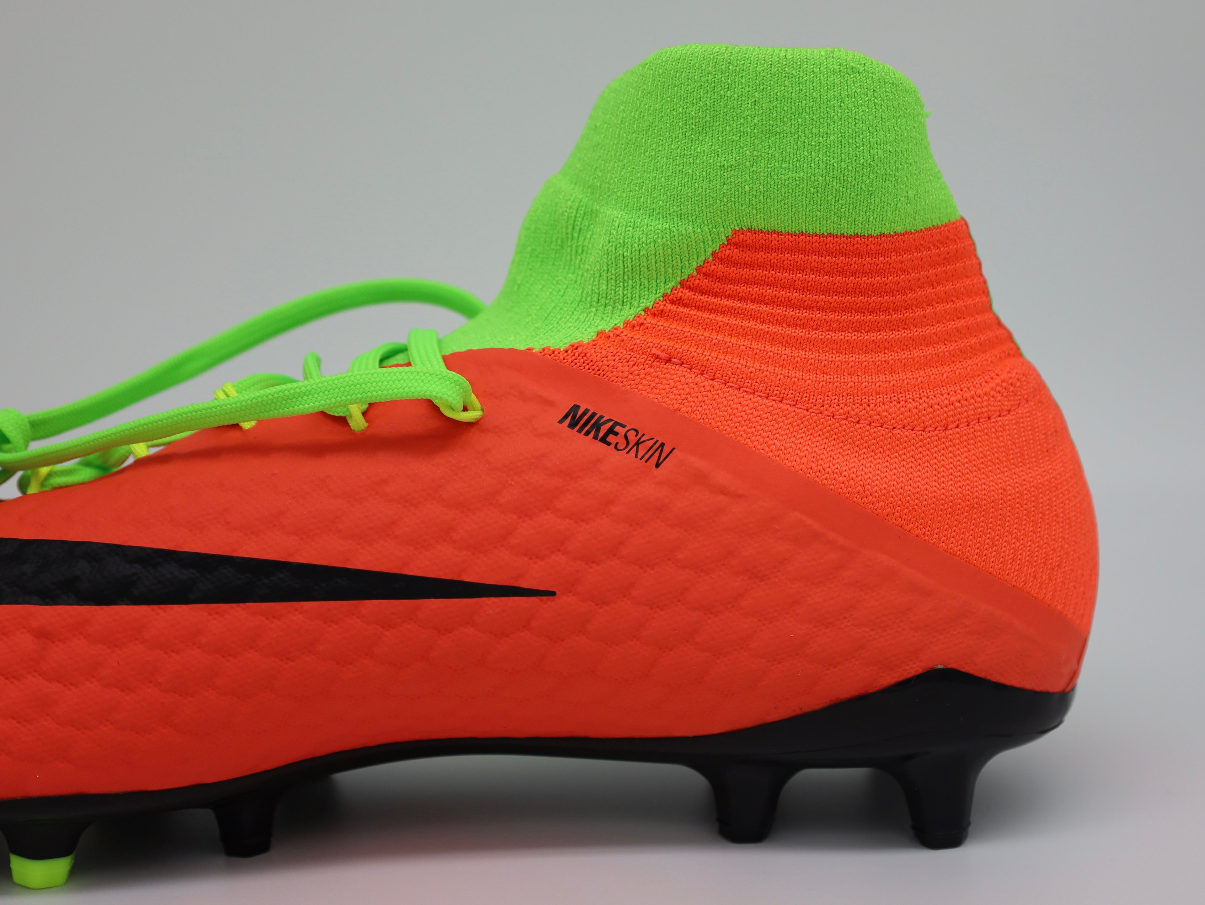 Nike Hypervenom Phatal 3 DF FG “RADIATION FLARE” - US 10
