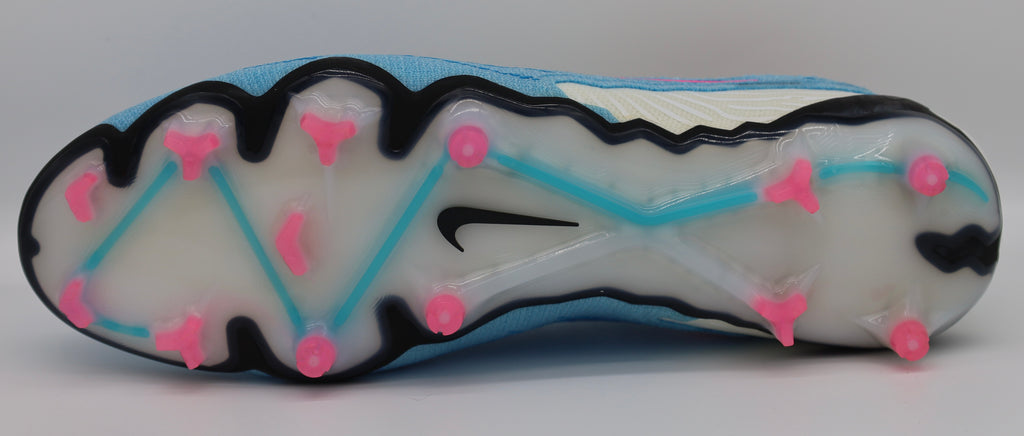 Nike Phantom GX Elite FG “Blast Pack”