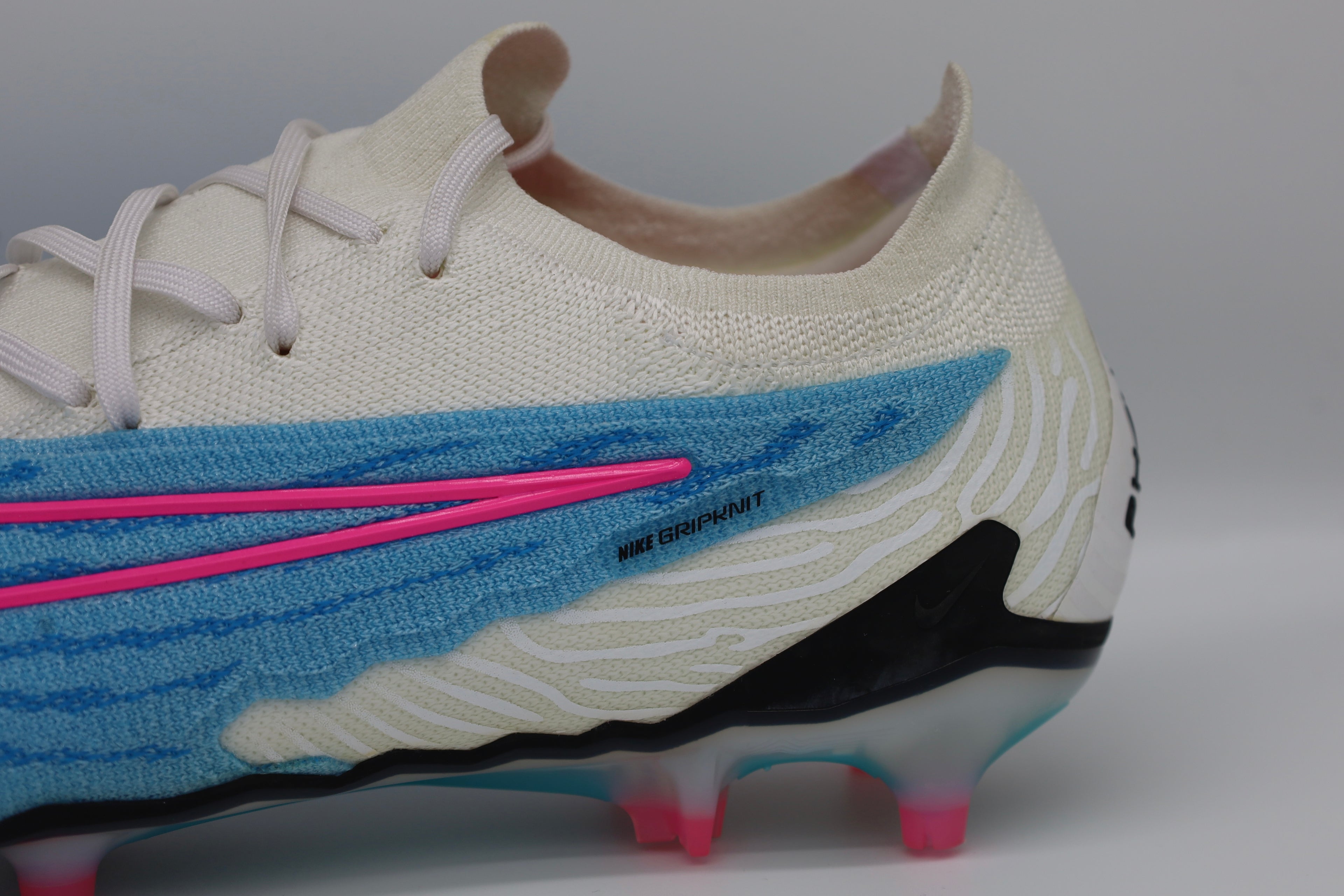 Nike Phantom GX Elite FG “Blast Pack”