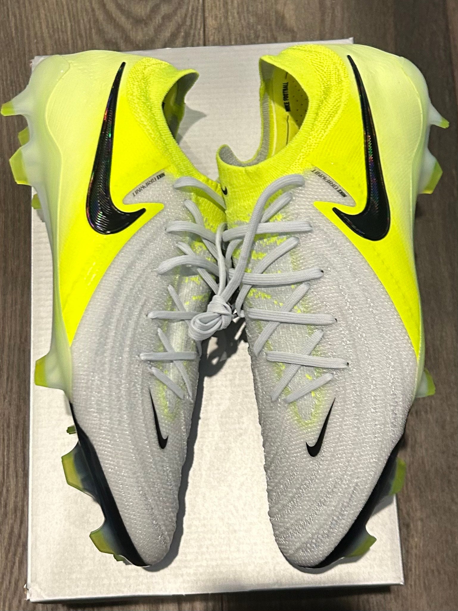 (SIZE US 10.5) Nike Phantom GX 2 Elite FG Mad Voltage Pack