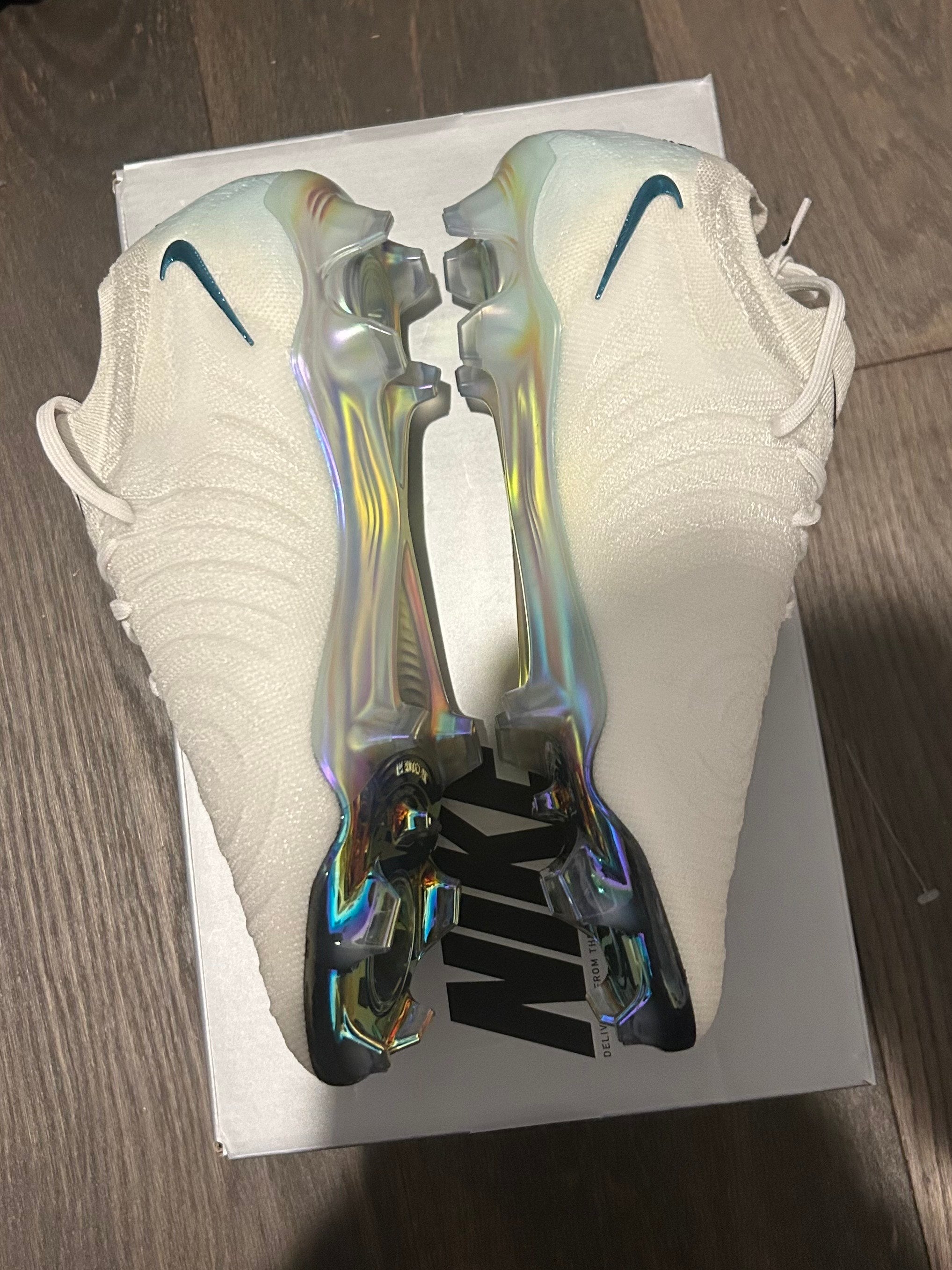 (SIZE US 8) Nike Phantom Gx 2 Elite Nike Chromatic Pack