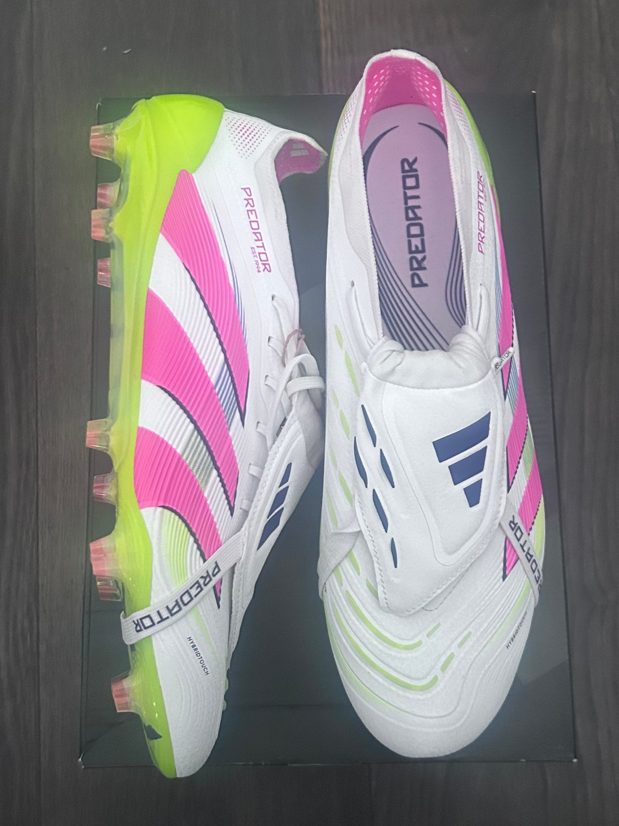 ( US 12) Adidas Predator Elite Fold-Over Tongue Firm Ground Boots
